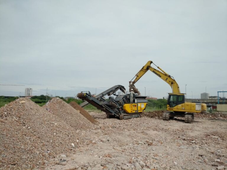 Xử lý rác thải công nghiệp - Bảng giá thu gom, vận chuyển tại TPHCM